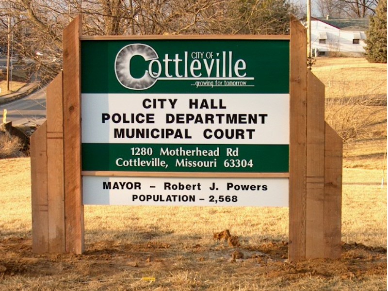 Cottleville, MO: Cottleville City Hall Sign