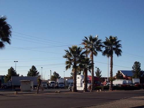 Las Cruces, NM: a street in Las Cruces