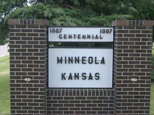 Minneola, KS: Minneola Centennial Sign