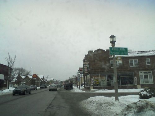 West Allis, WI: 56th St & National Ave, Looking westbound - Jan 2009