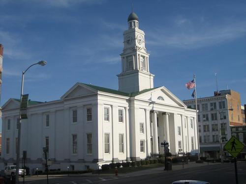 Winchester, KY: Clark County Courthouse, front view, updated photo, August 16, 2008
