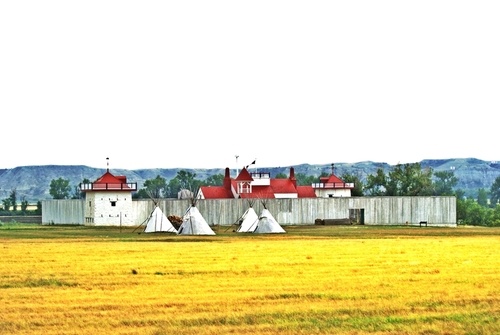 Williston, ND: Fort Union west of Williston