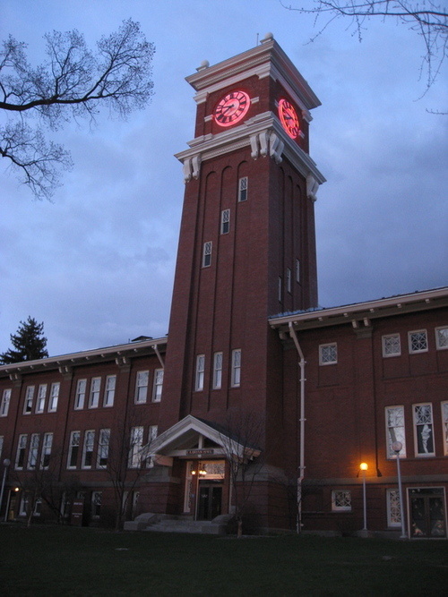 Pullman, WA: Bryan Hall at night