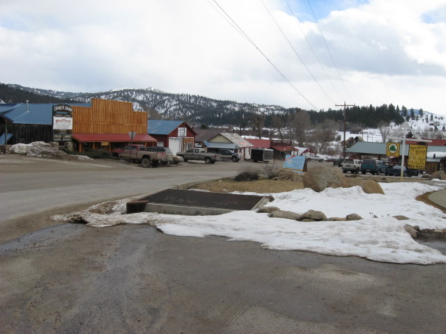 crouch-id-looking-down-main-street-of-crouch-idaho-photo-picture