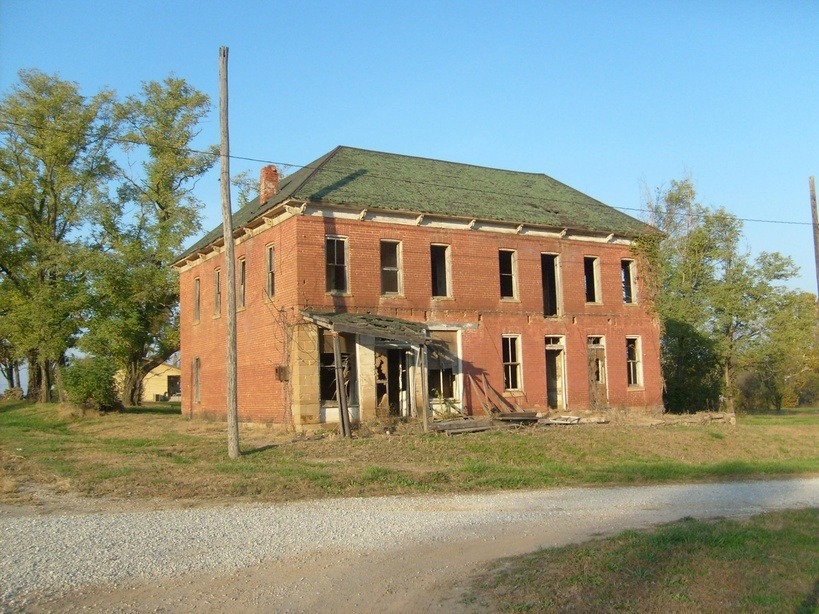 Schell City, MO: Harvey House Hotel Built In 1871