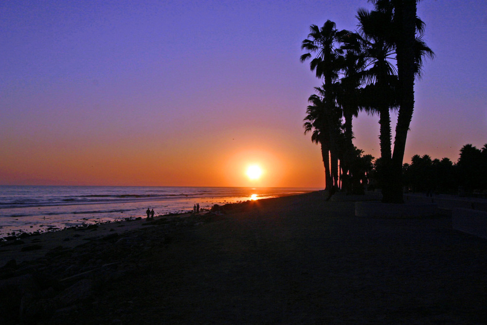 Ventura, CA: Ventura promonade at sunset