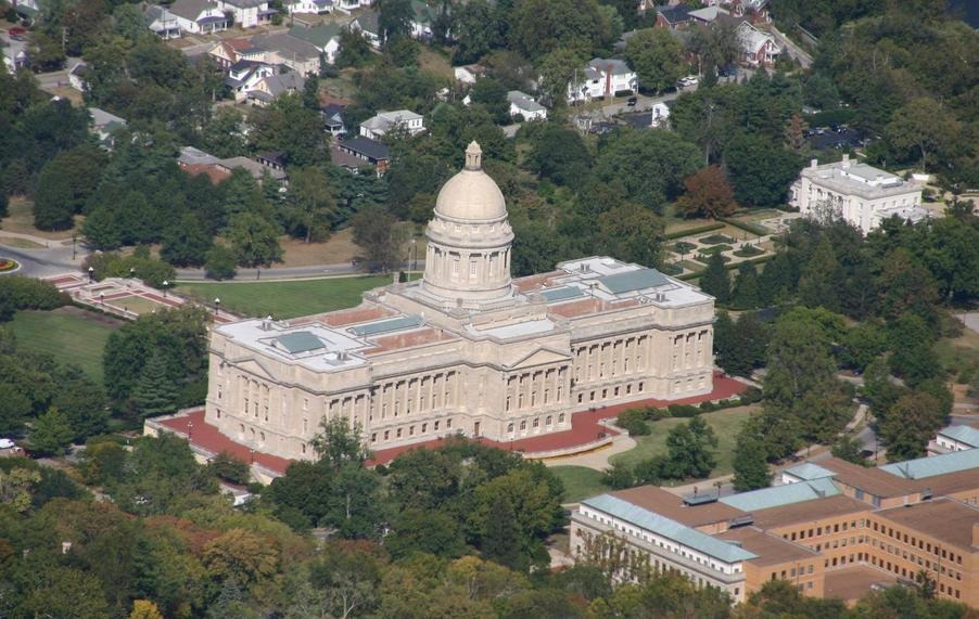 Frankfort, KY: state capital building