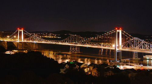 Vallejo, CA: Al Zampa Memorial Bridge and Carquinez linking Vallejo to the East Bay