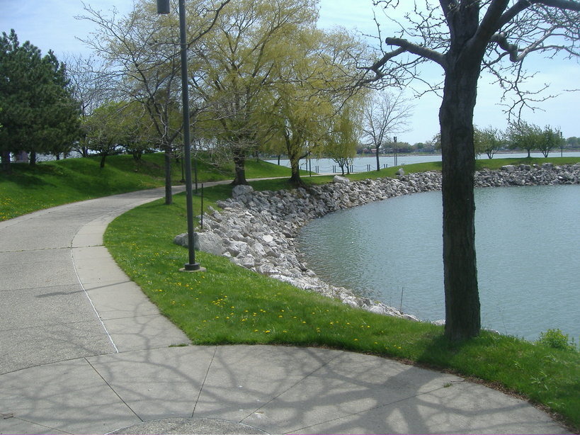 Detroit, MI: tri-centennial park