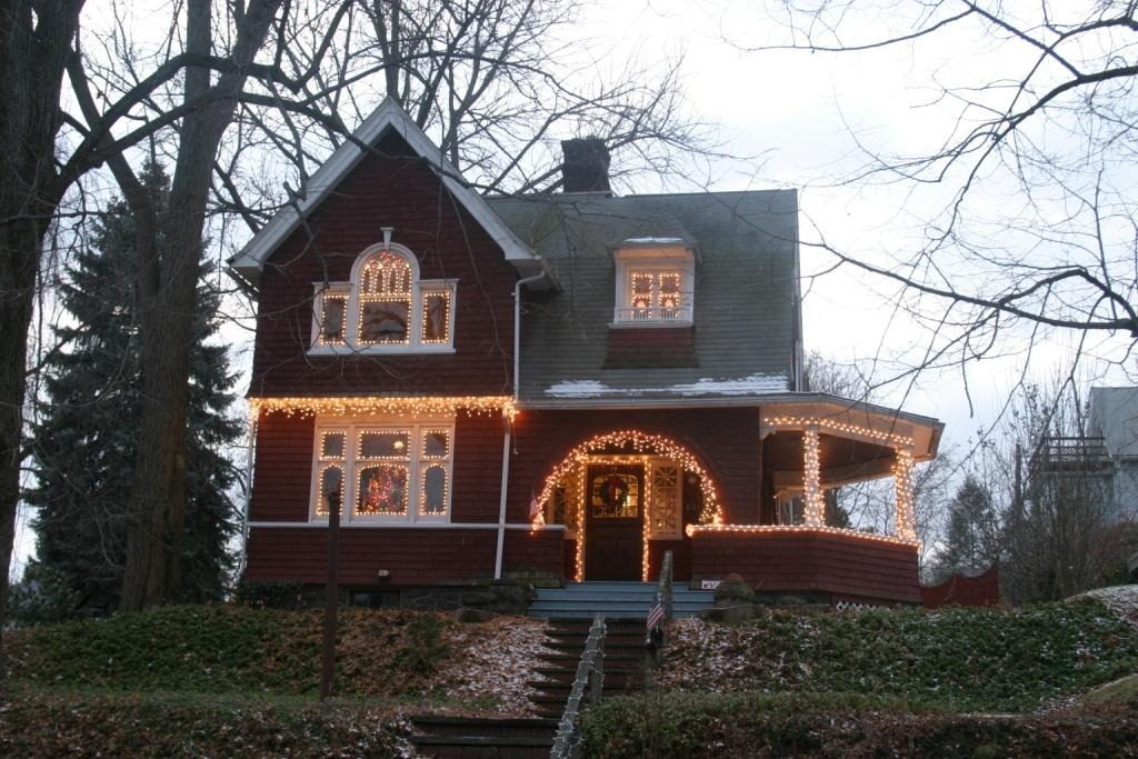 Williamsport, PA Christmas at 821 Fifth ave, Willliamsprt PA.. 114 yr