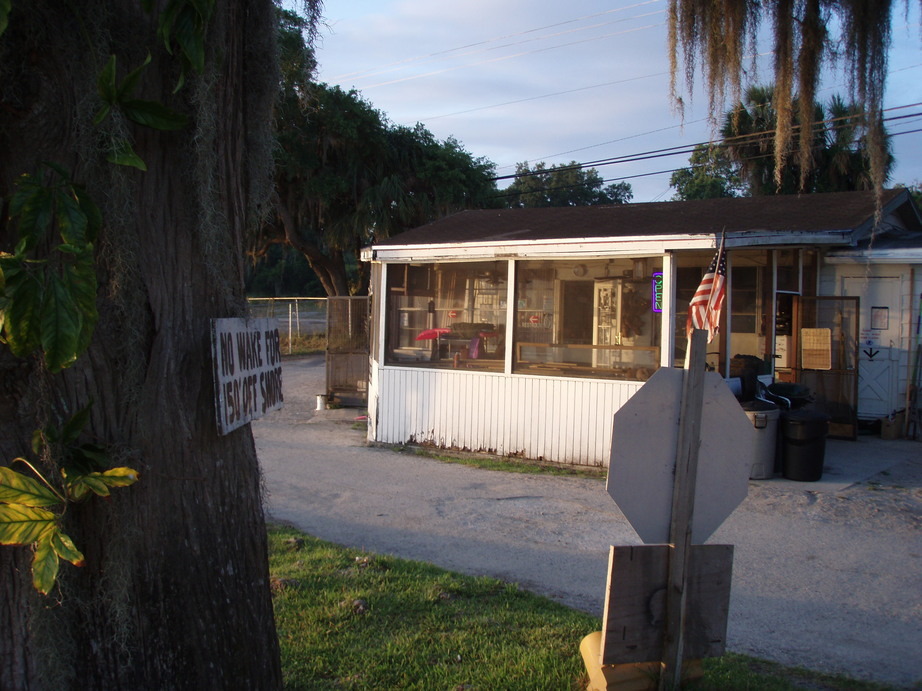 Thonotosassa, FL: pic of the camp now
