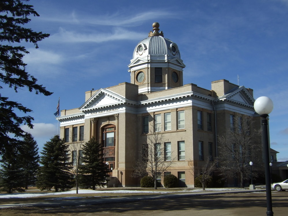 Carrington, ND: Foster County Courthouse: Carrington, North Dakota