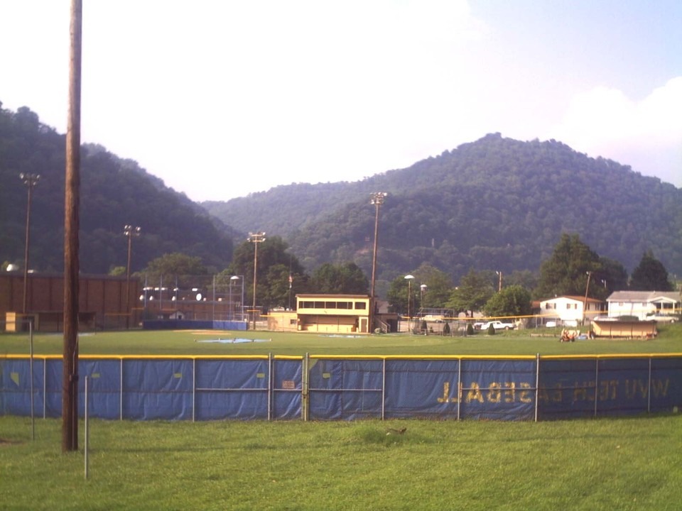 Belle, WV: City of East Bank WV - Photos of East Bank WVIT-WVU Home Field for Baseball & Softball Games