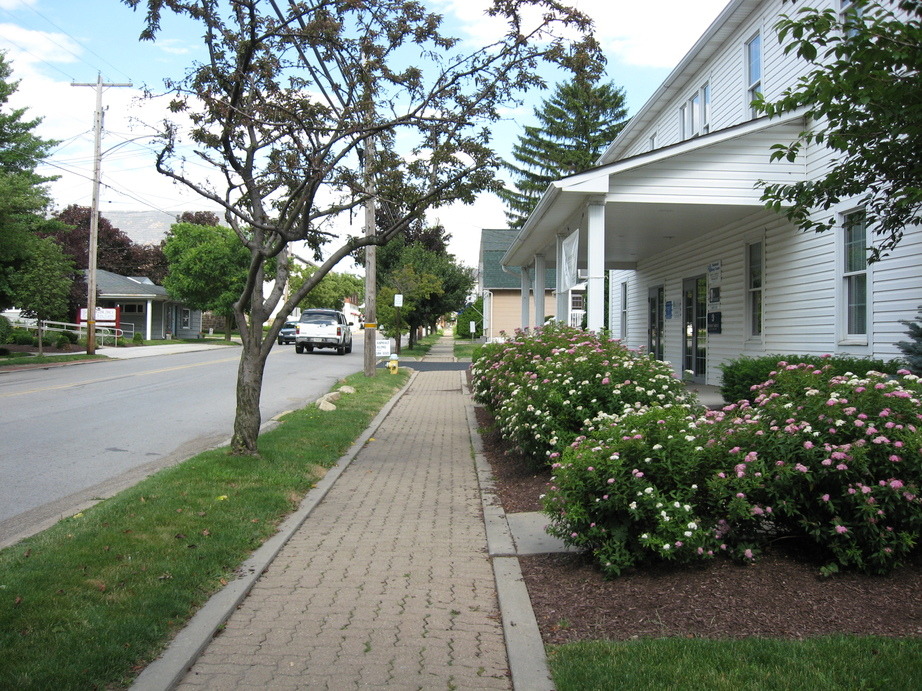 Saxonburg, PA: Main Street Saxonburg