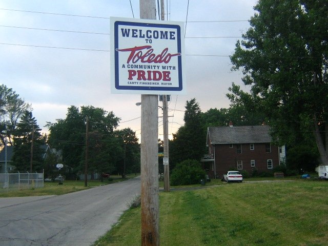 Toledo, OH: TOLEDO PRIDE sign