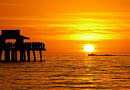 Marco Island, FL: Naples Pier. Come and enjoy the best sunsets anywhere