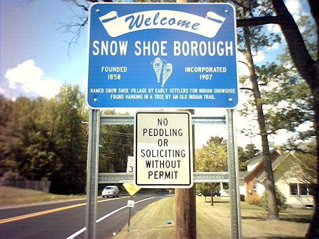 Snow Shoe, PA: Snow Shoe Borough sign, entering town from I-80