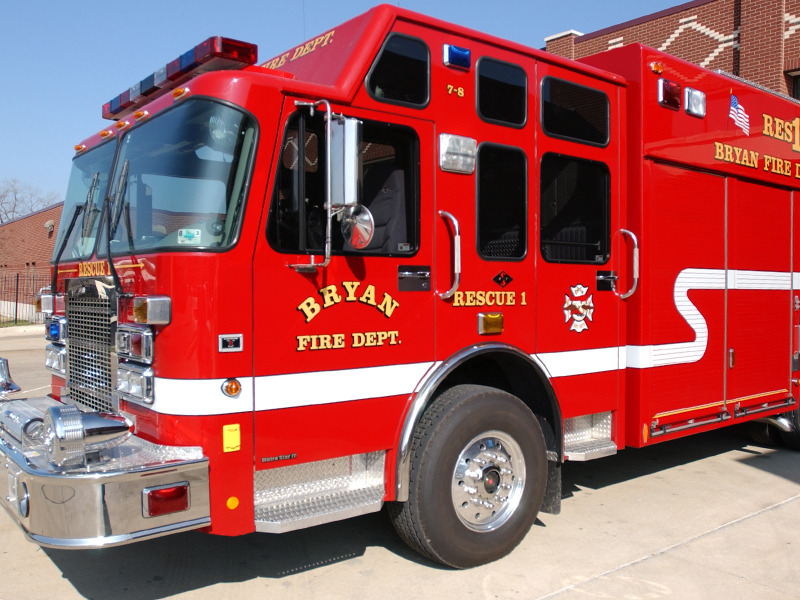 Bryan, TX: Bryan Fire Department Rescue 1