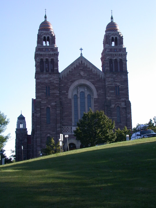 Marquette, MI: Local Church
