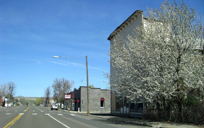 Washtucna, WA Washtucna Main Street & City Center 2009 photo, picture