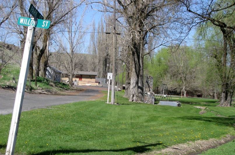 Washtucna, WA Washtucna City Park 2009 photo, picture, image