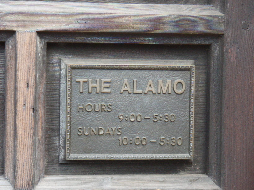 San Antonio, TX: Door to the Alamo