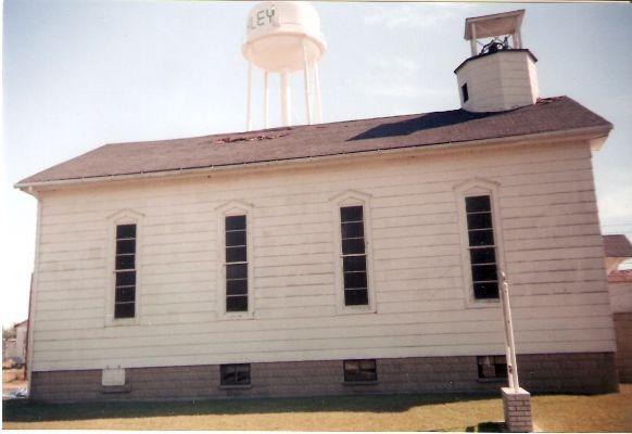 Ashley, IL: Asley Baptist church