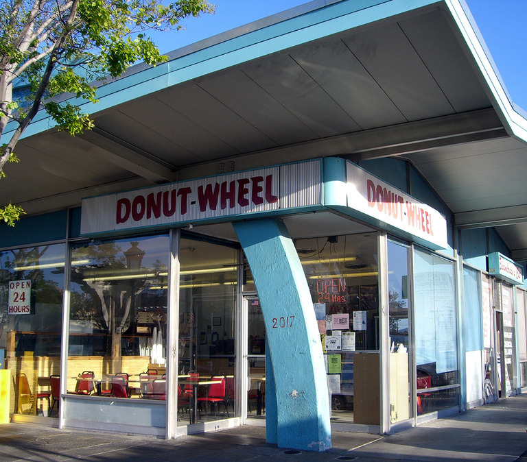 Livermore, CA: Donut Wheel