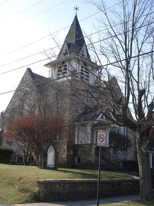 Williamsburg, PA: The old Reformed Church on Third Street