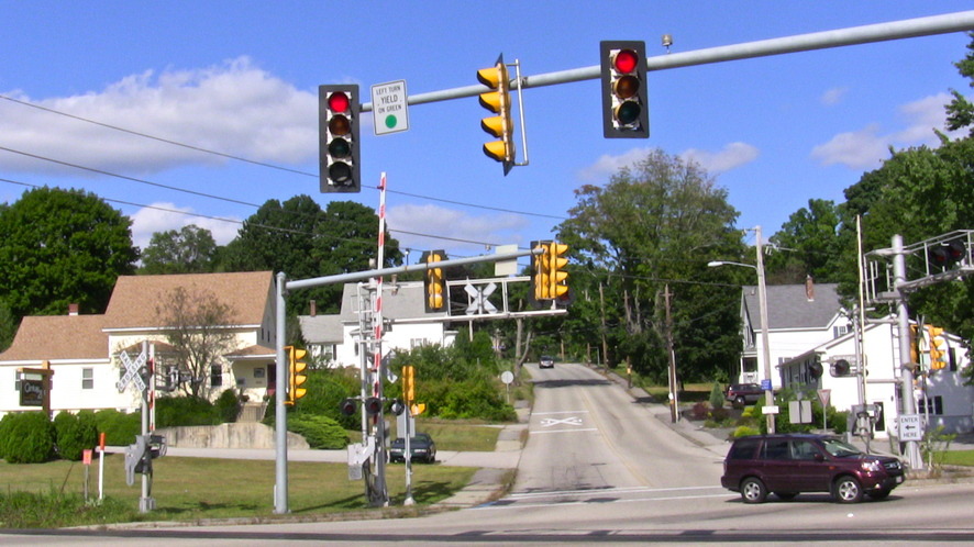 Auburn, MA: My Home Town - 3 Way Intersection: Pakachoag-Milllbury & Auburn Street