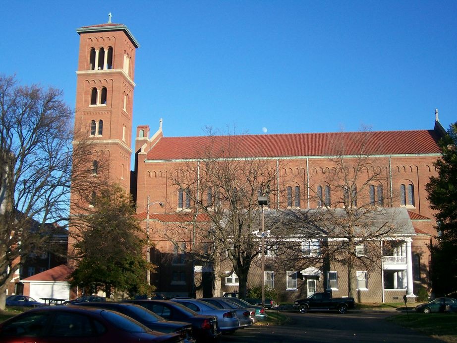 Evansville, IN: St. Benedict Cathedral-Evansville