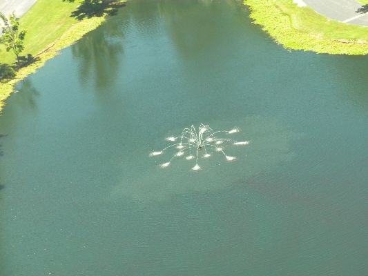 Festus, MO: Fountain in Lake Manor, Hy 61, south of JMH