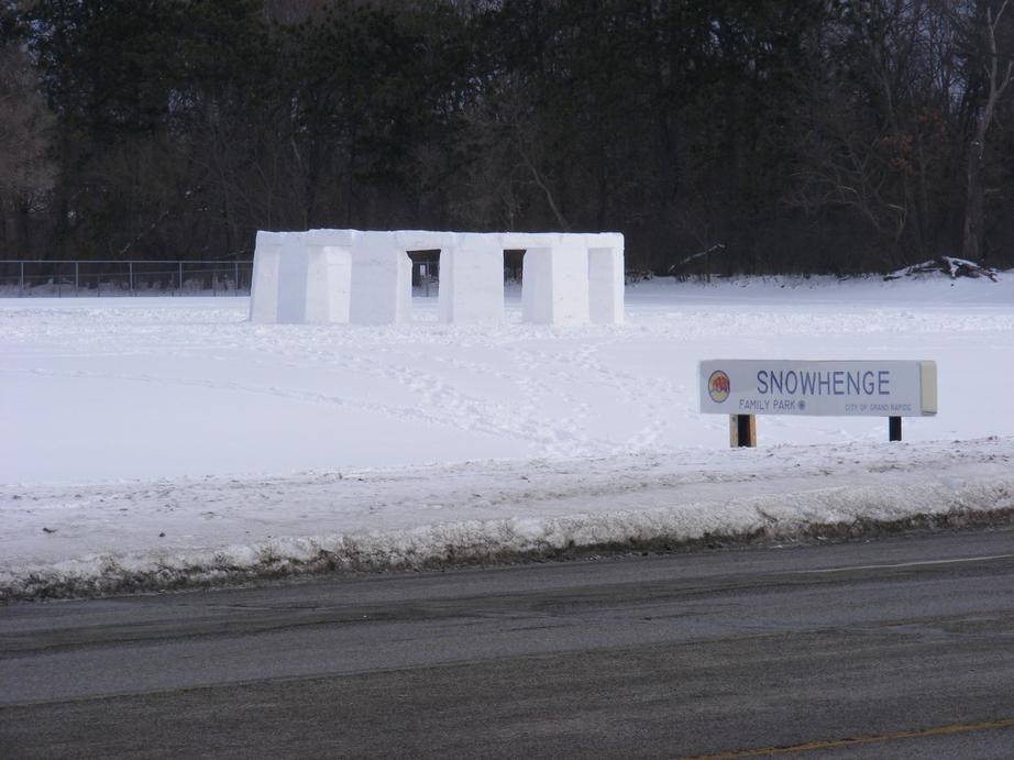 Grand Rapids, MI: Snowhenge1