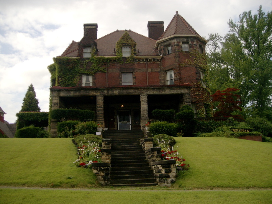 New Castle, PA: Meehan Family Mansion