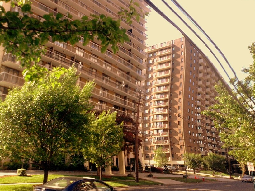 Hackensack, NJ: Prospect Apartments