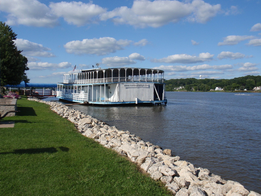 Le Claire, IA Le Claire IA Riverfront photo, picture, image (Iowa) at