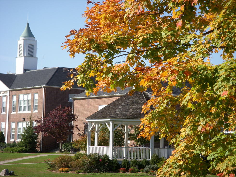 Bethel, CT: Bethel Town Hall in the Fall