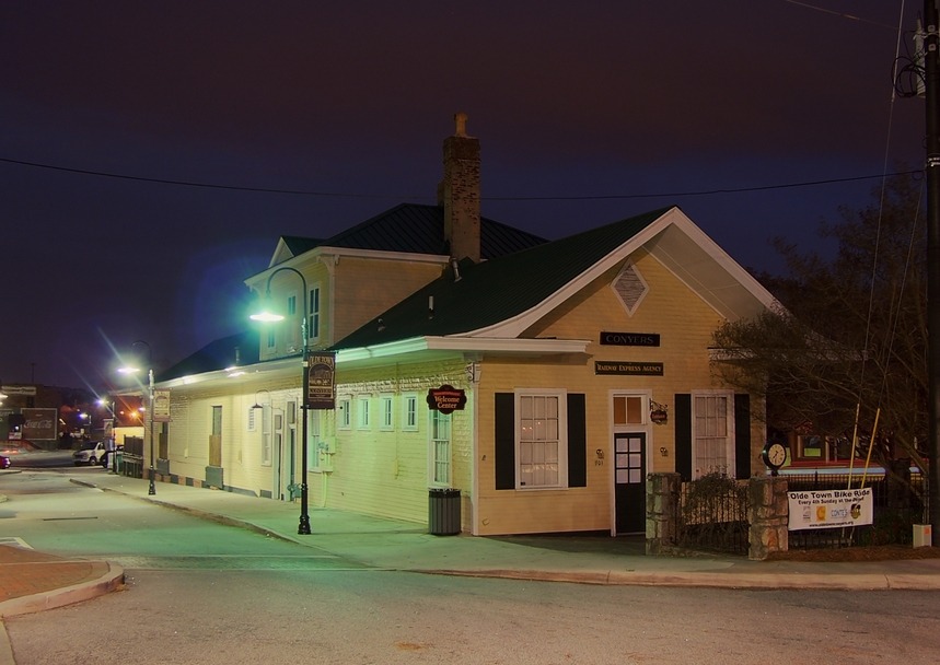 Conyers, GA: Conyers depot at dusk.