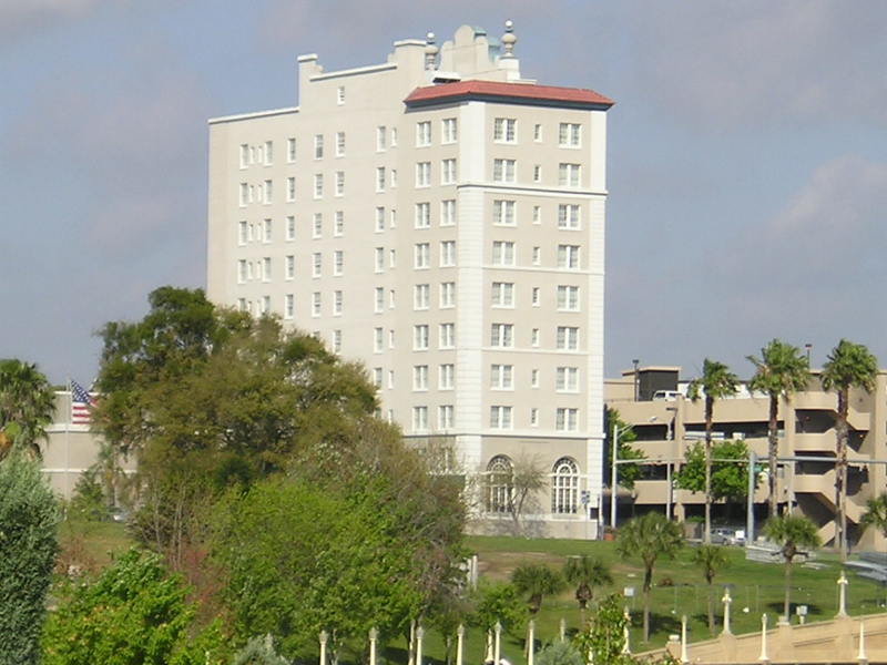 Lakeland, FL Lakeland Terrace Hotel in Downtown Lakeland (2004) photo