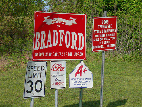Bradford, TN: Bradford,Tennessee Sign