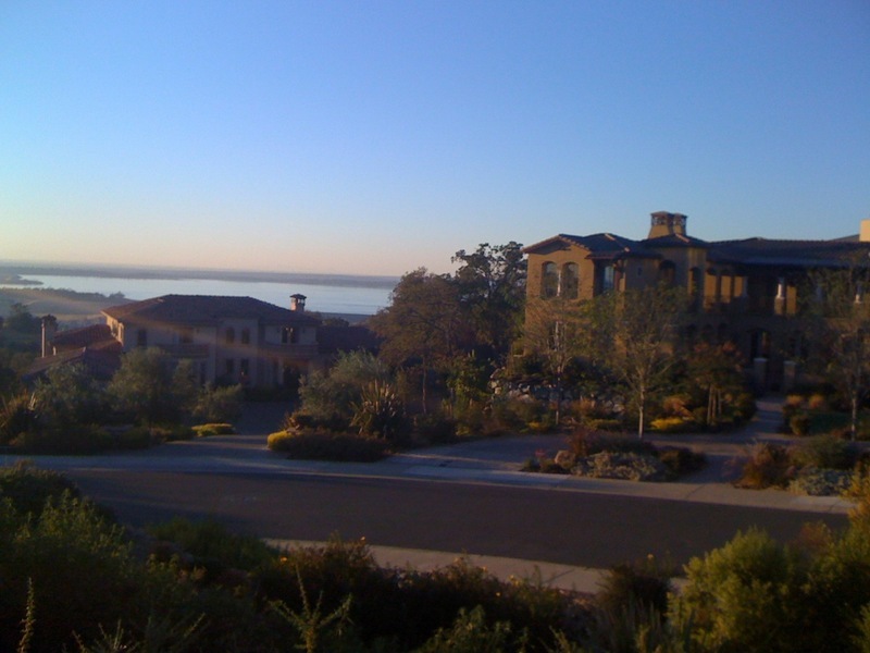 El Dorado Hills, CA: example of homes in the Promontory subdivision