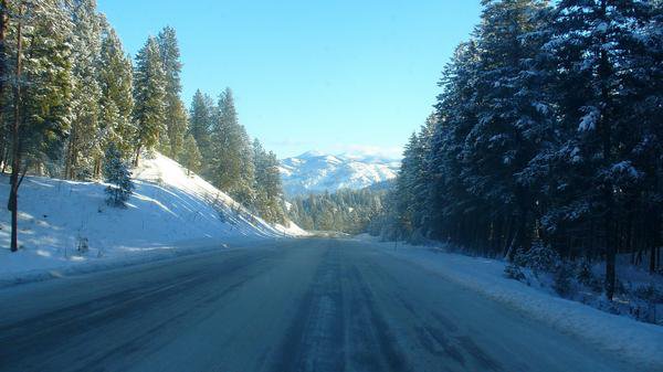 Republic, WA: Snowy Highway (21) outside of Republic