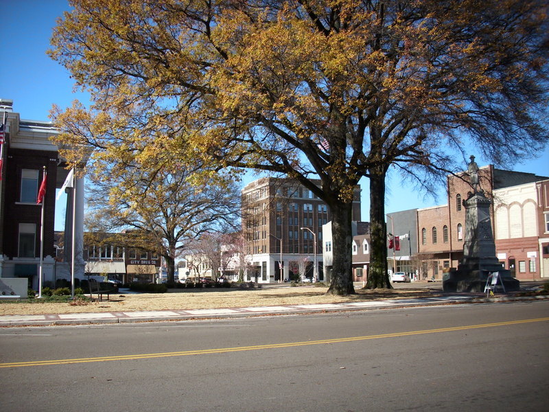 Dyersburg, TN : dyersburg downtown photo, picture, image (Tennessee) at