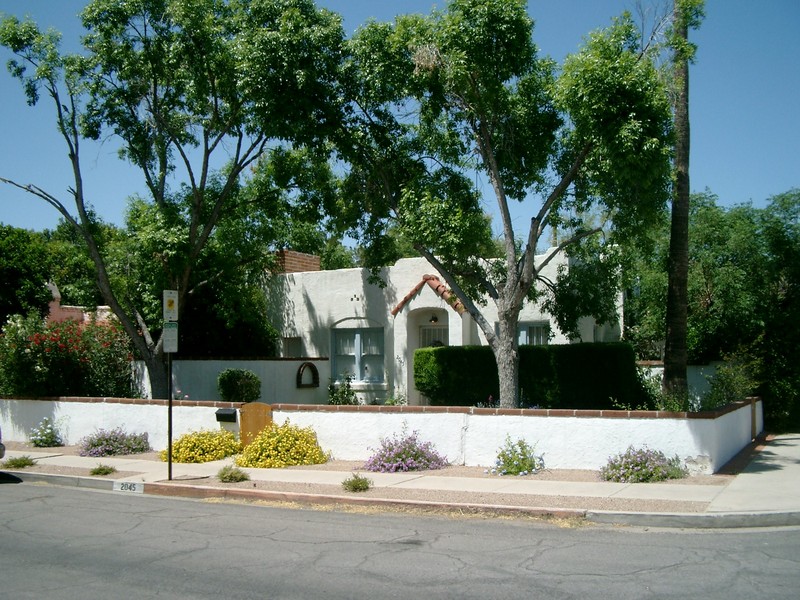 Tucson, AZ: Ancient Santa Fe style house in the old Sam Hughes Neighborhood