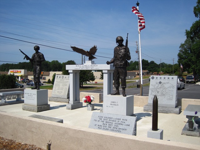 Thomaston, GA: World War II Veteran's Memorial - Thomaston, GA