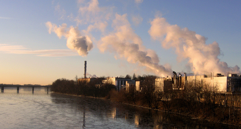 Windsor Locks, CT: Dawn - looking South on the Connecticut River from the Route 140 Bridge. Ahlstrom (fromerly Dexter) plant to the right. Windsor Locks, CT