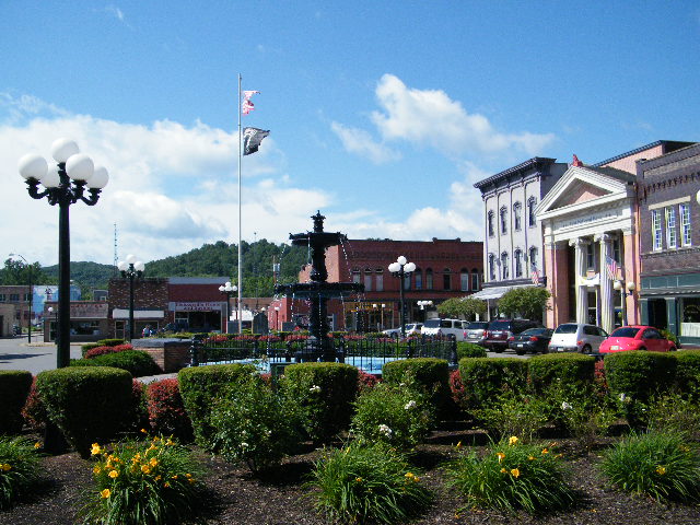 Nelsonville, OH: Historic Downtown Nelsonville, Ohio