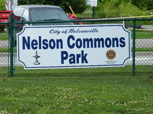 Nelsonville, OH: Nelsonville Commons Park - Come Vist and Play