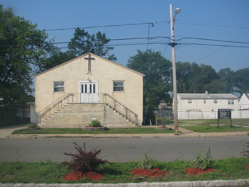 Cliffwood Beach, NJ: New Light Baptist Community Church