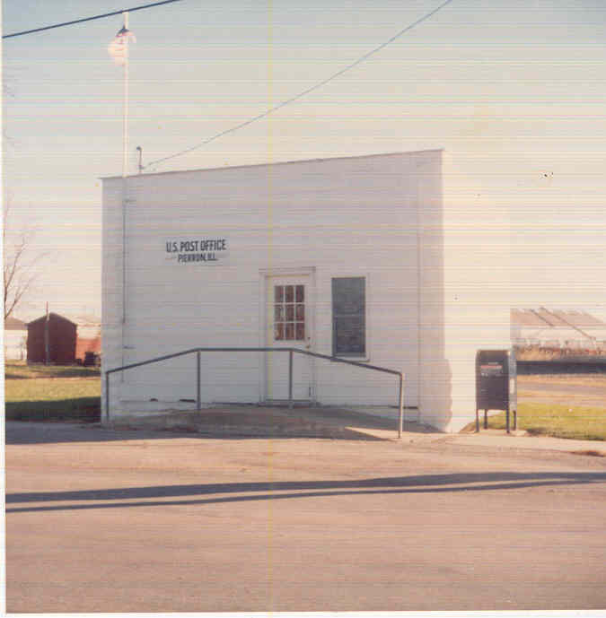 Pierron, IL: one of the old post office buildings